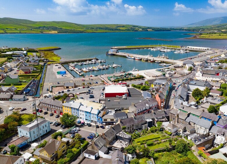 Dingle Courtyard Cottages 2 Bed Sleeps 4