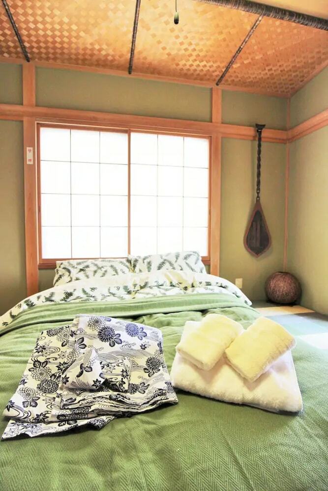 Atami Holiday Home