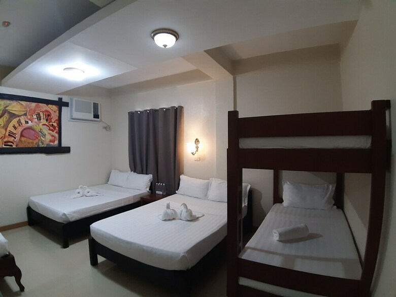 Hotel Oyo 612 New Casamila