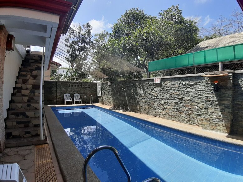 Hotel Oyo 612 New Casamila