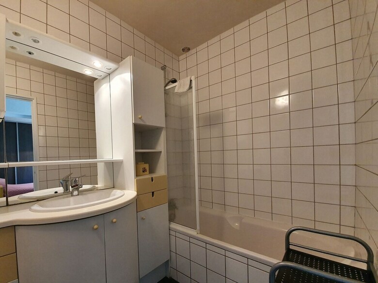 Quaint Holiday Home In Languedoc-roussillon With Pool