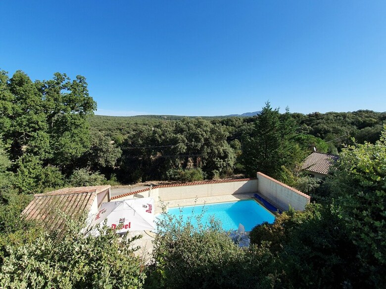 Quaint Holiday Home In Languedoc-roussillon With Pool
