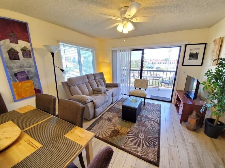 Ocean Village Club D22
