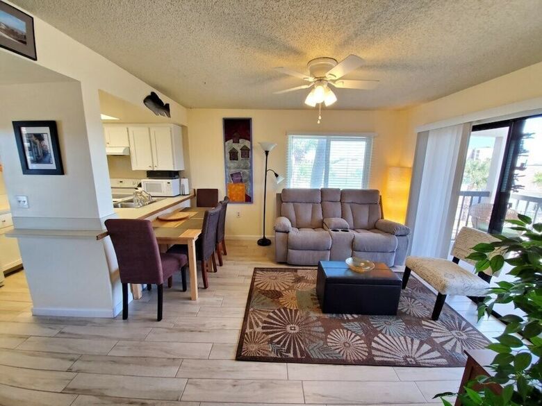 Ocean Village Club D22