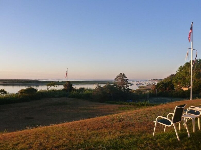 504 Old Harbor Road - Six Bedroom House