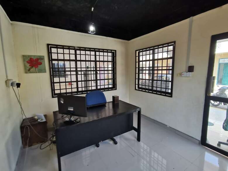 Oyo 90018 River Village Hotel