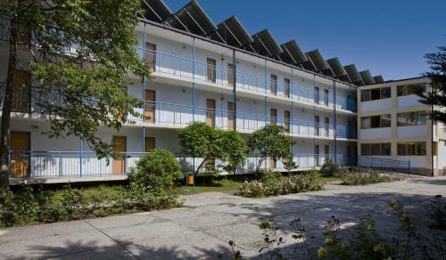 Continental Park Hotel