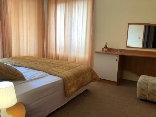 Aparthotel Beatris Family Hotel
