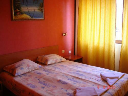 Friends Family Hotel