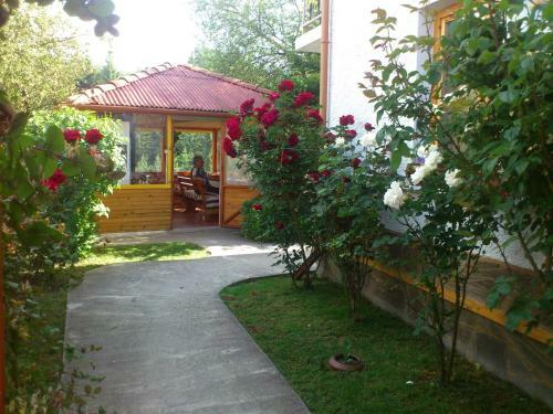 Hostal Guest House Stoletnika