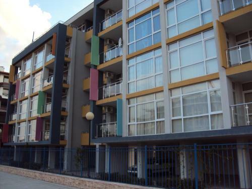 Sun City Apartments