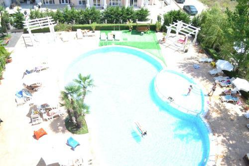 Sun City Apartments