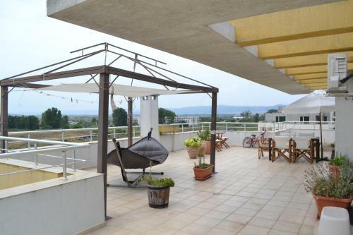 Sun City Apartments