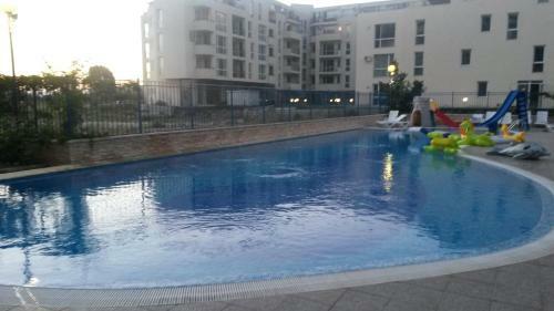 Sun City Apartments