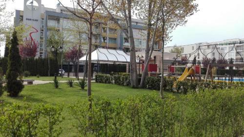 Sun City Apartments