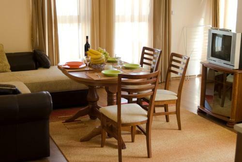 Sb Rentals Apartments In Royal Dreams Complex