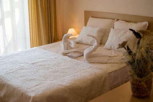 Sb Rentals Apartments In Royal Dreams Complex