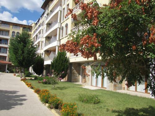 Sb Rentals Apartments In Royal Dreams Complex