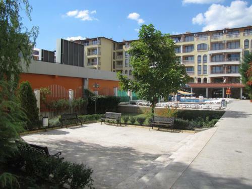 Sb Rentals Apartments In Royal Dreams Complex