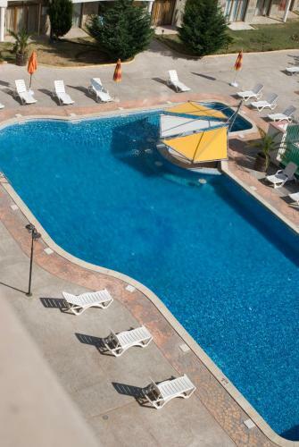 Sb Rentals Apartments In Royal Dreams Complex