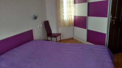 Hostal Guest House Rezvaya