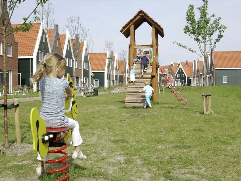 Restyled Apartment In Volendam Style On The Markermeer