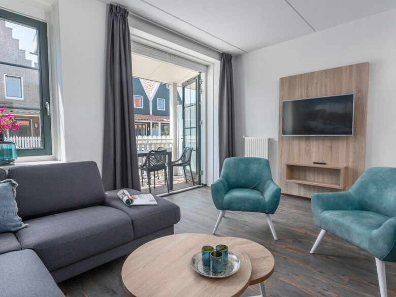 Restyled Apartment In Volendam Style On The Markermeer