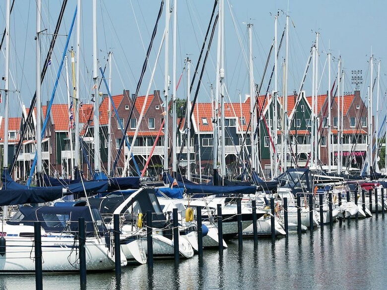 Restyled Apartment In Volendam Style On The Markermeer