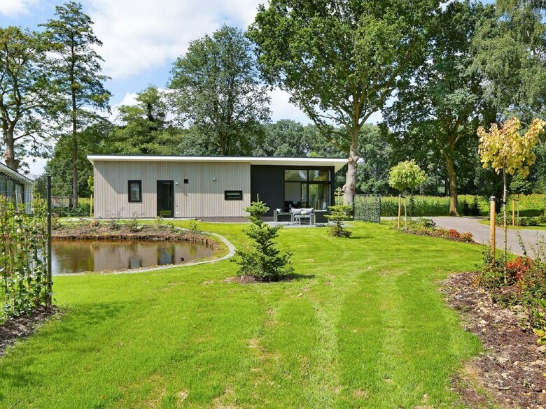 Modern Chalet With Nice Sliding Doors, Near Lochem