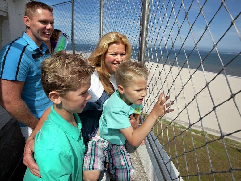 Spacious Villa With Dishwasher And Deco Fireplace On Texel