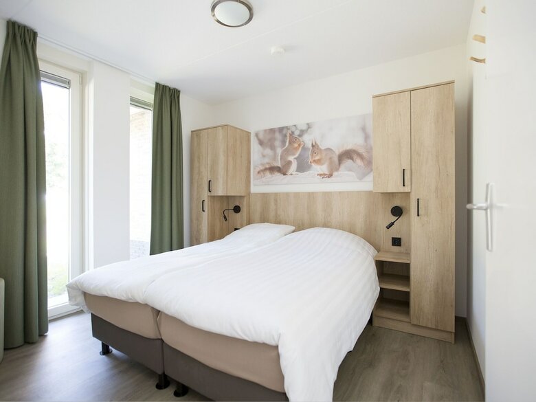 Attractive Bungalow With A Covered Terrace Near The Veluwe