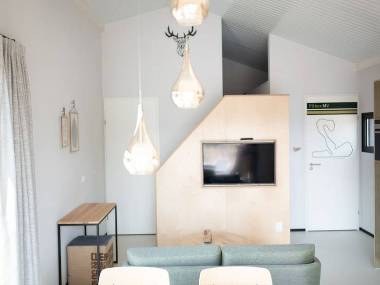 Trendy Lodge With Dishwasher, 100 M. From The Sea