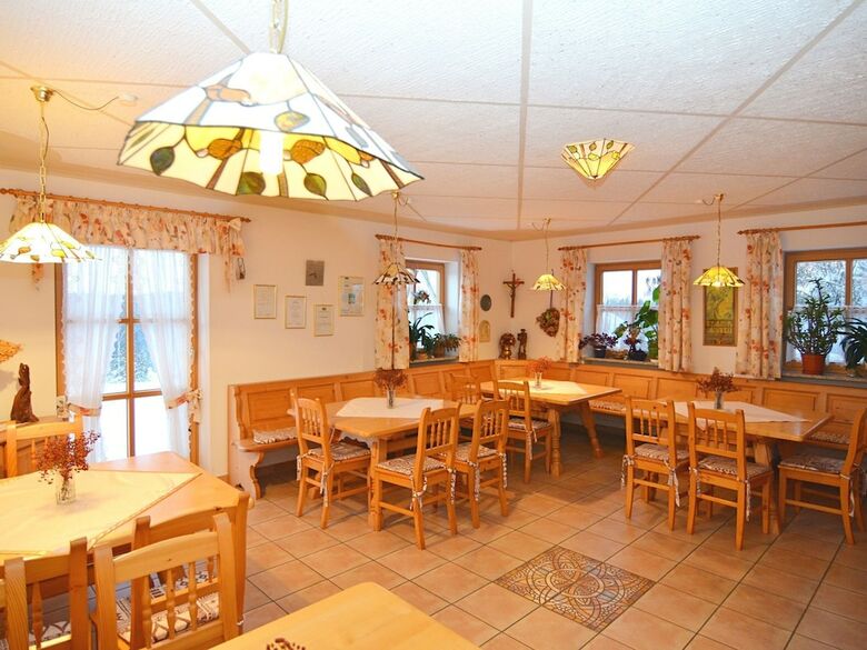 Spacious Apartment With Sauna In Schonsee