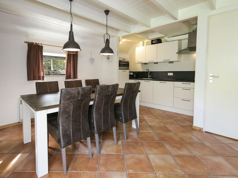 Comfy Holiday Home With A Dishwasher, Near Meppel