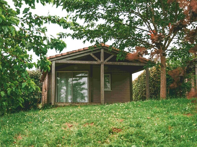Attractive Chalet In Monclar-de-quercy With Roofed Terrace