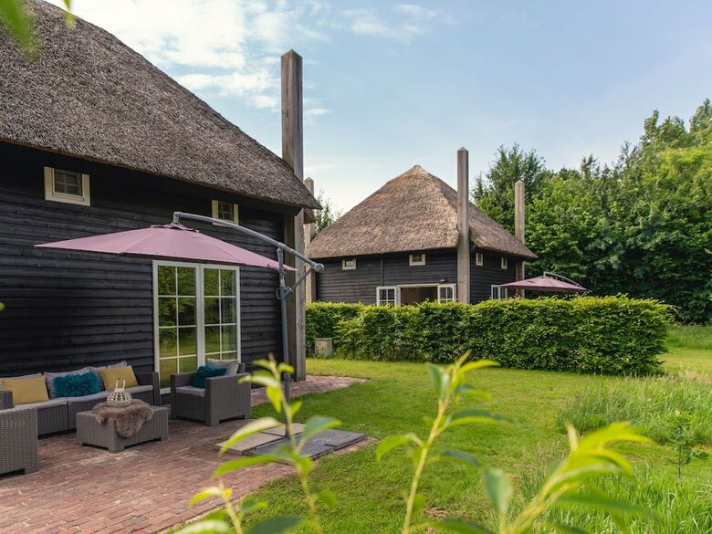 Cozy House With A Dishwasher, Close To The Nature