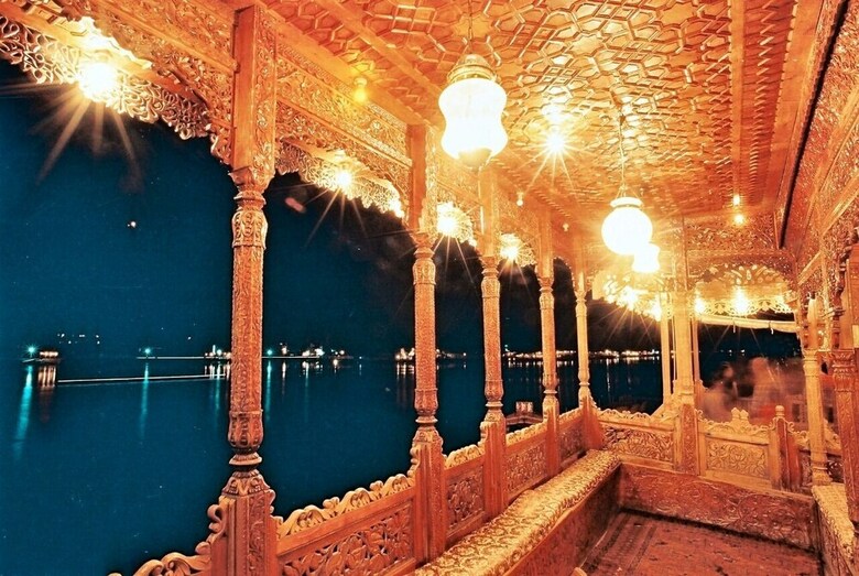 Meena Group Houseboats