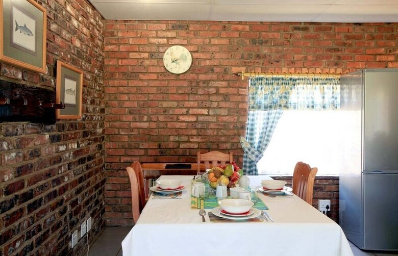 Hotel Troutways Private Retreat