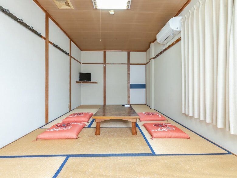 Hotel Oyo Business Kawashima Ryokan Ono