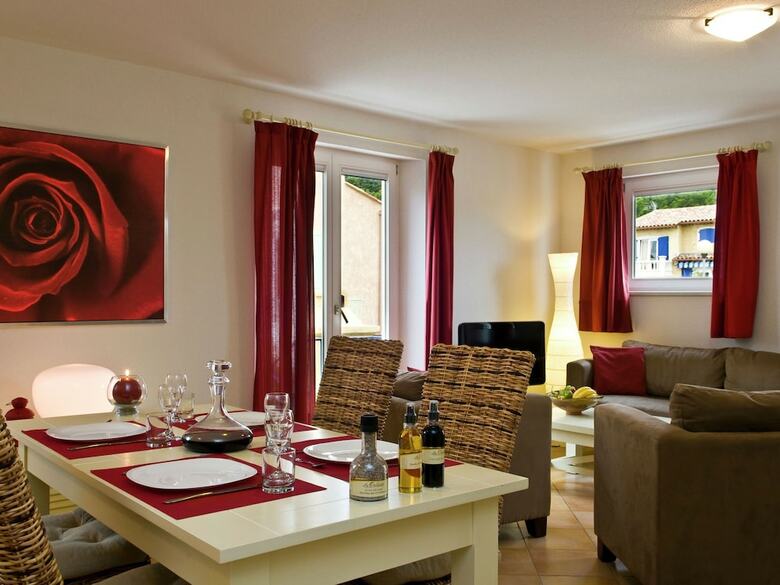 Luxurious Provencal Villa With Ac, Near The Nice Vidauban