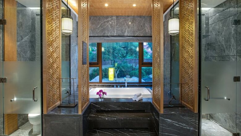Holiday Inn Dalian Hot Spring