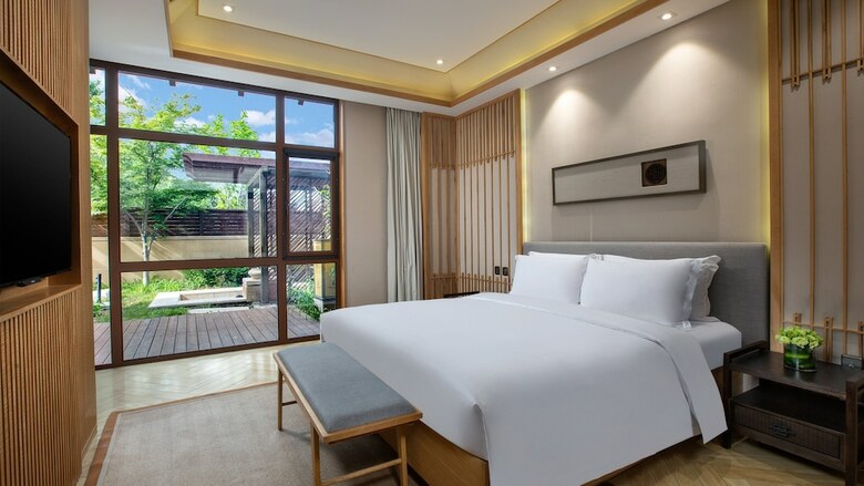 Holiday Inn Dalian Hot Spring