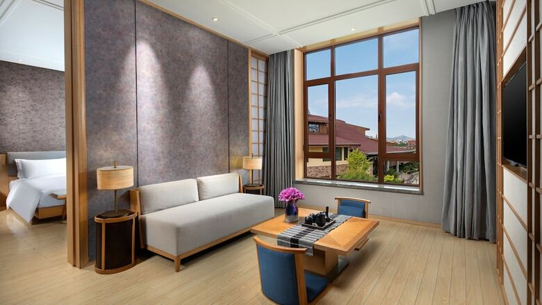 Holiday Inn Dalian Hot Spring