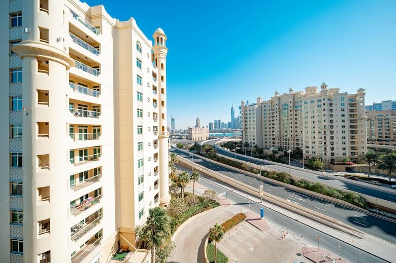 Luton Vacation Shoreline Sea View Apart
