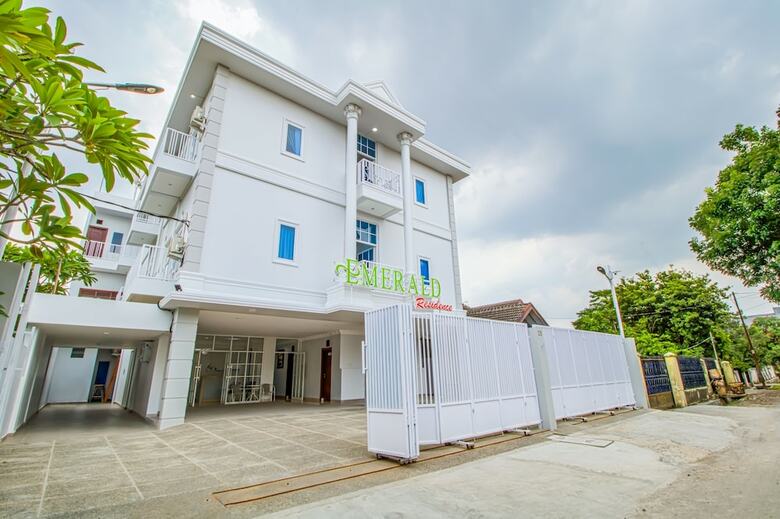 Hotel Emerald Residence
