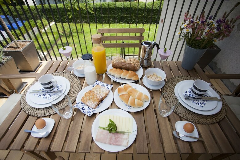Bed & Breakfast Hi?a 24