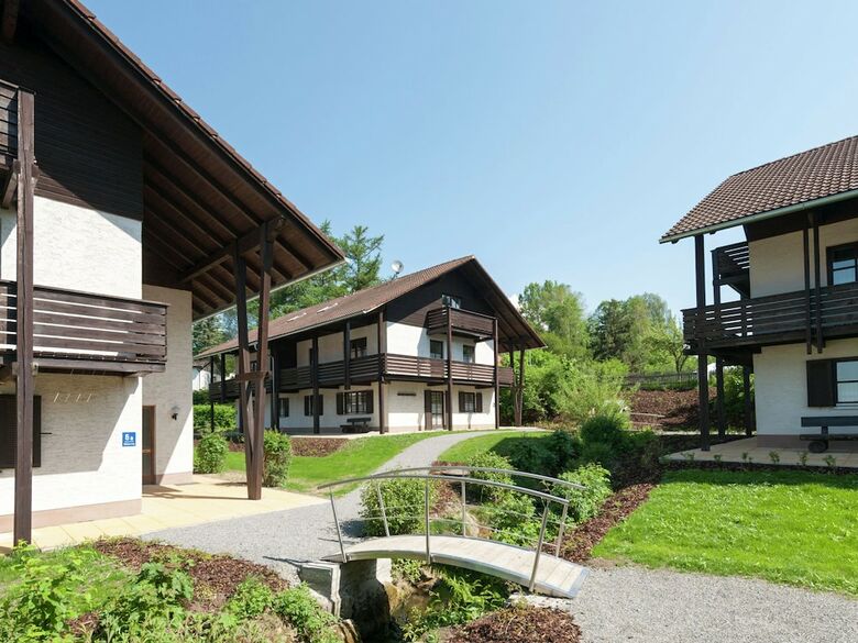 Apartment With Balcony And Oven, At A Nature Reserve Area