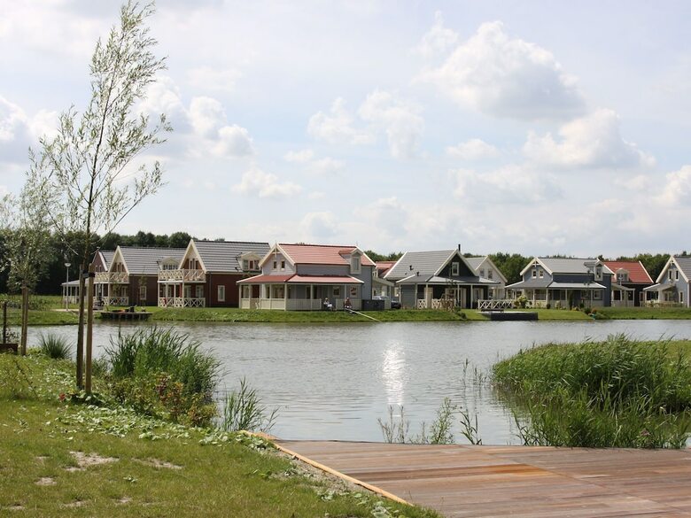 Comfortable Detached Villa With Washing Machine, In Nature