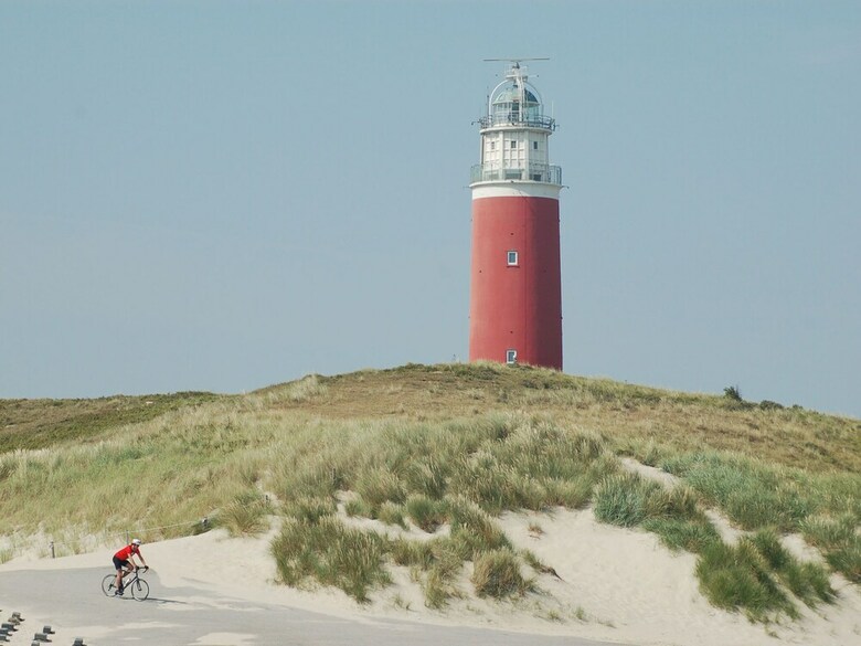 Luxury Chalet With Two Bathrooms, 2 Km From The Sea On Texel