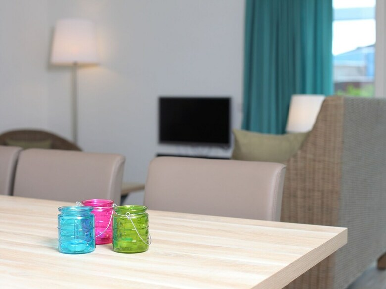 Luxury Chalet With Two Bathrooms, 2 Km From The Sea On Texel